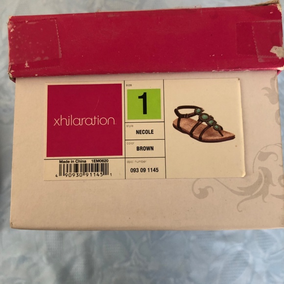 Brown Sandals with Green Stones - Picture 3 of 3